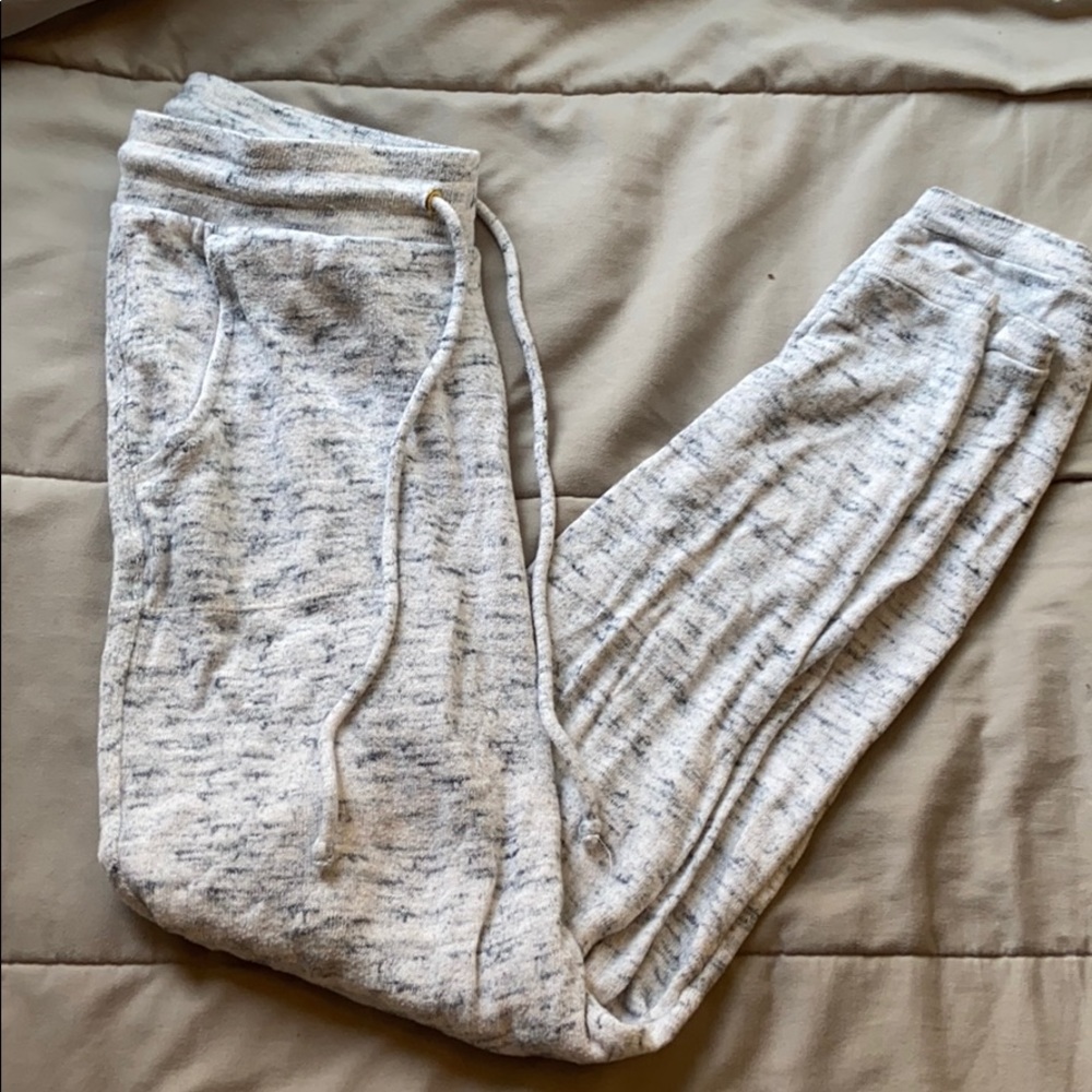 Grey/White Old Navy Sweats